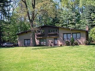 1st image of 270 Butternut Ln