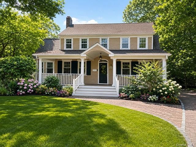 1st image of 341 Woodland Drive