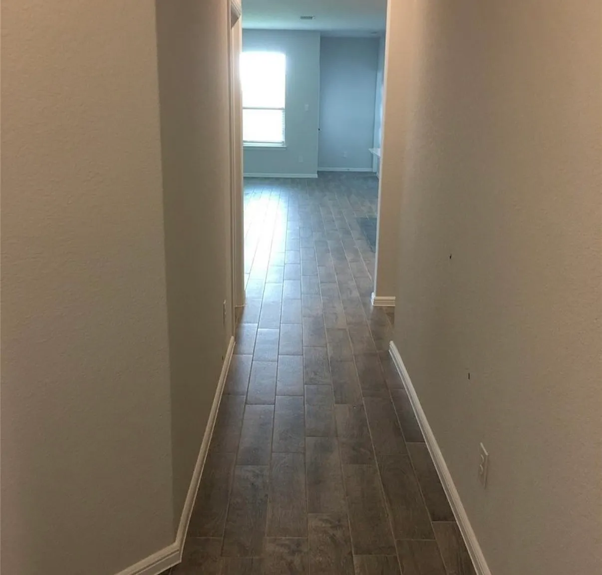 5412 N Wind Ln — Photo 2