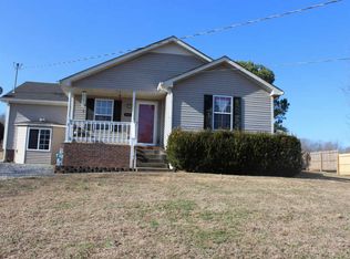 4052 Sawmill Rd, Woodlawn, TN 37191