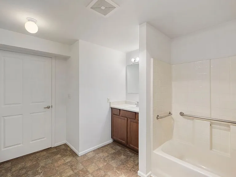 18621 Blueberry Ln #B104 — Photo 18