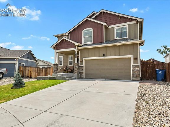 3rd image of 6832 Galpin Dr