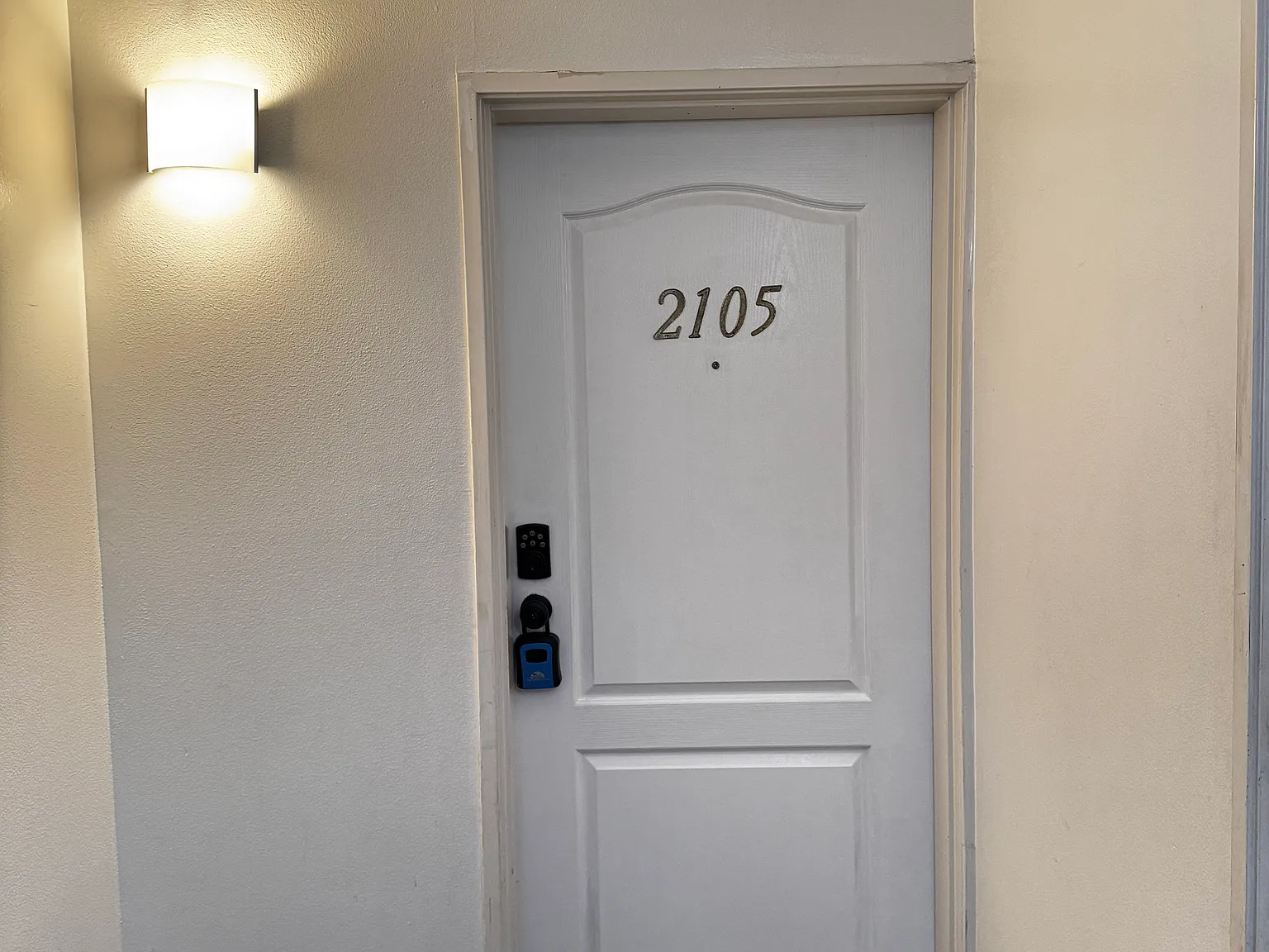 1 bed, 695 sqft, $2,450 — Photo 3
