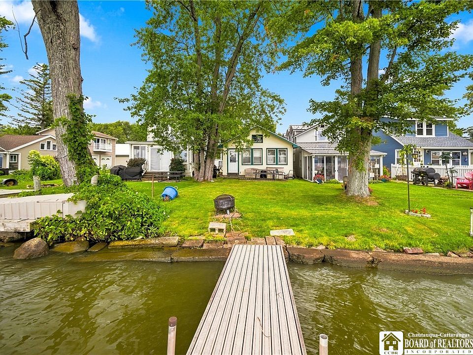1st image of 3597 Lake St