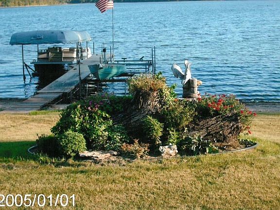 3rd image of 3884 Bluegill Dr