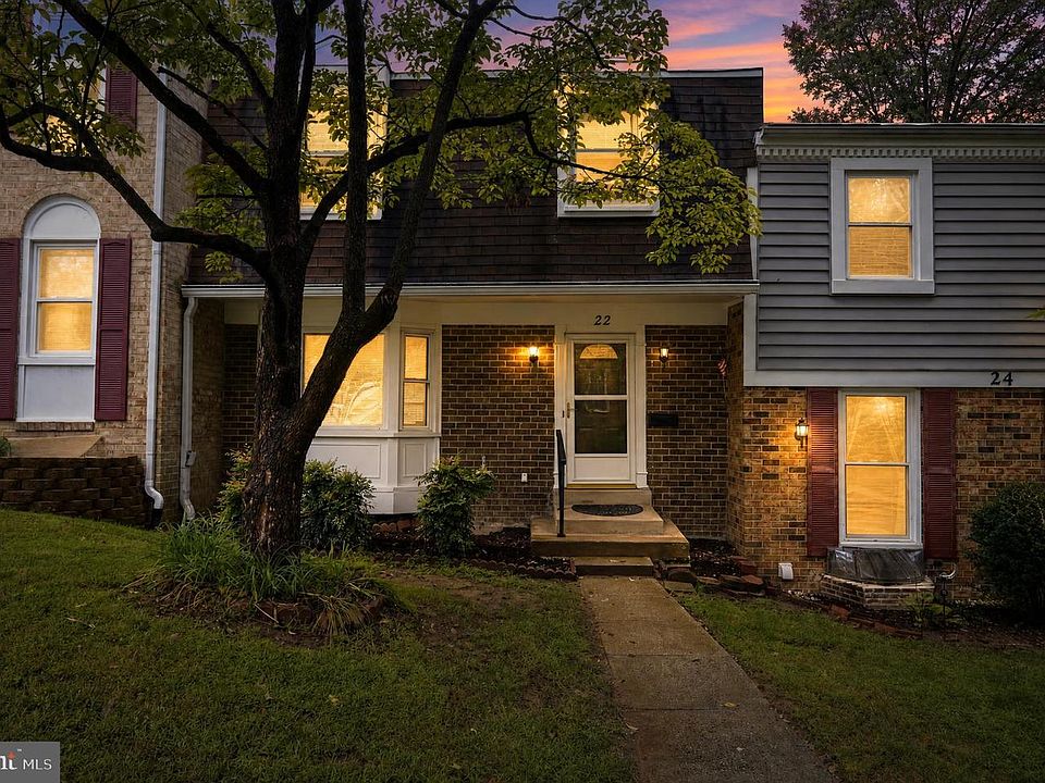 1st image of 22 Wade Ct