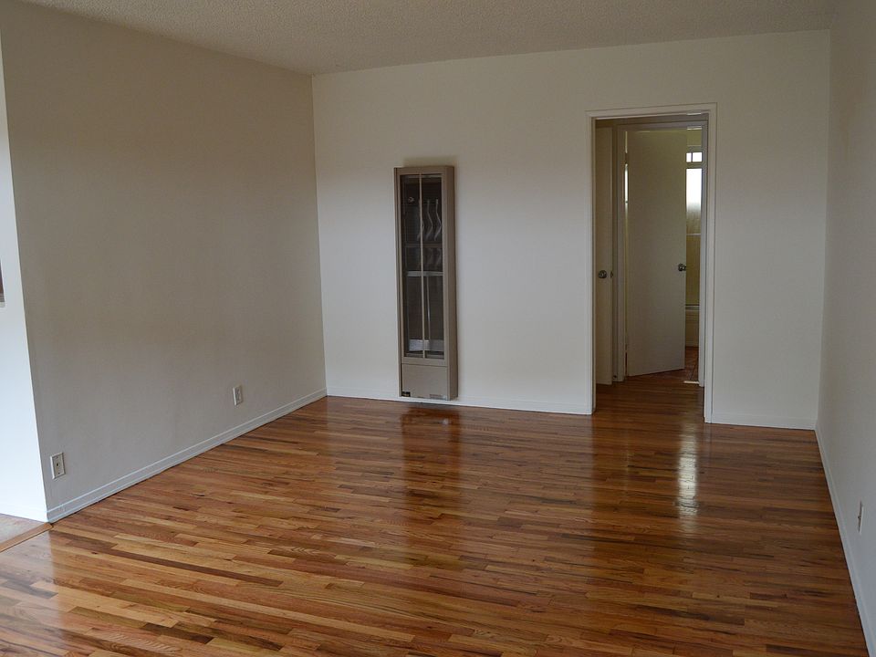 1st image of 1524 7th St APT 6