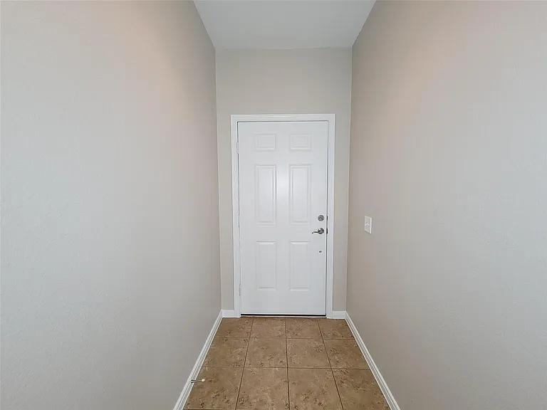 6535 Dayridge Ln — Photo 5