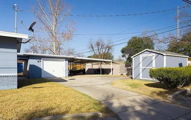 303 Schmeltzer Ln — Photo 18