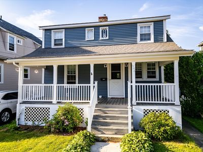 986 Walnut St, Fall River, MA, 02720