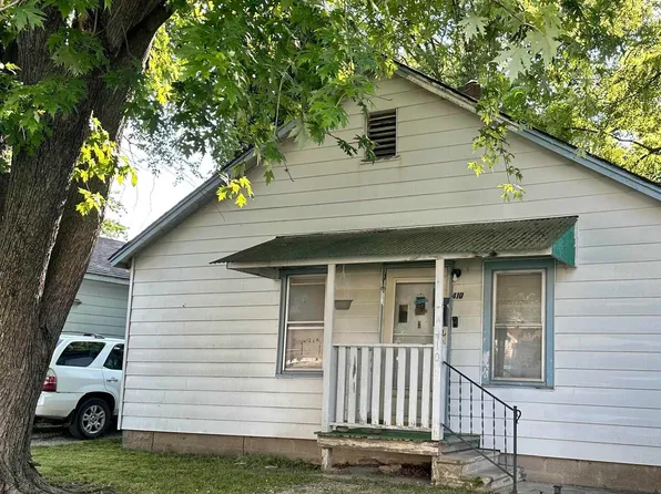 410 S College St, Salem, IL 62881