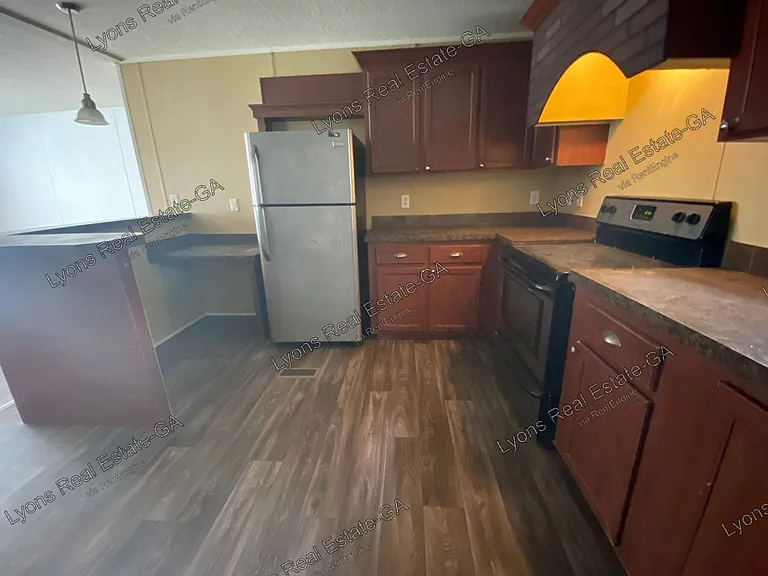 1908 Mell Ave — Photo 12