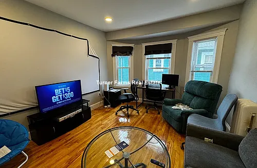 74 Frederick Ave Photo 1