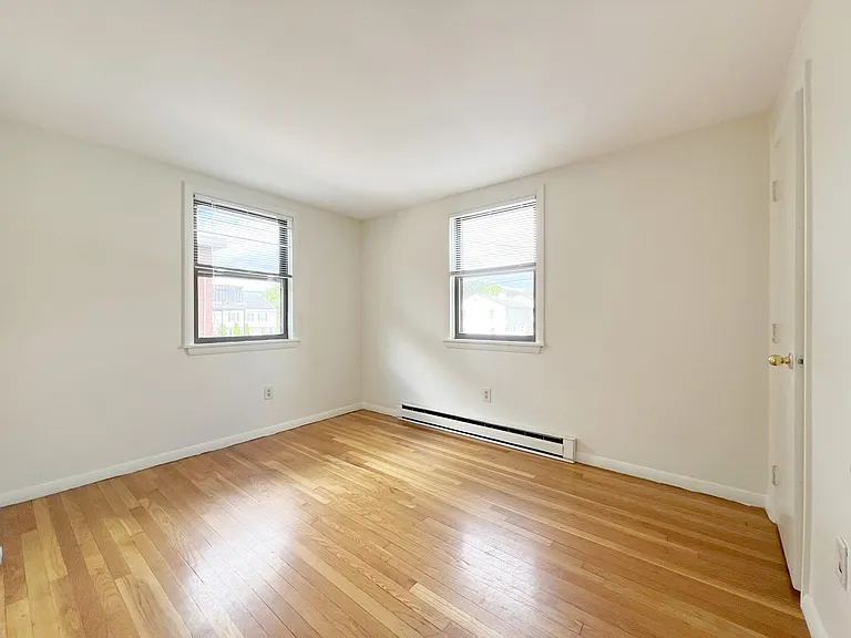 4885 Washington St #1 — Photo 7