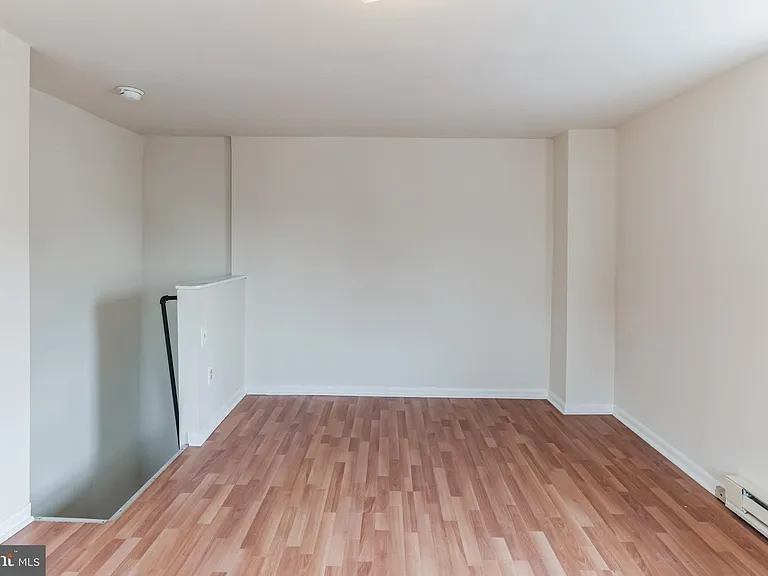 1305 N Lawrence St #1 — Photo 7
