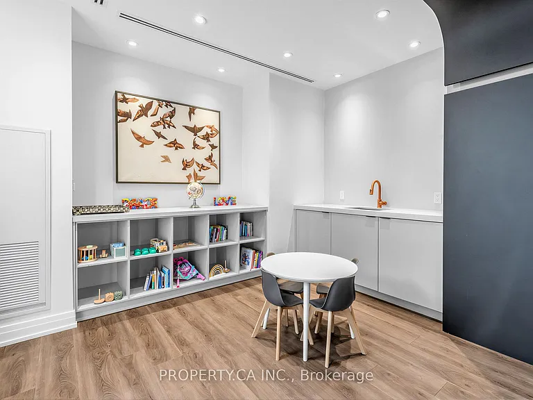 556 Marlee Ave #225 — Photo 24