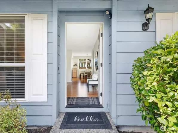 14241 112th Avenue NE, Kirkland, WA 98034