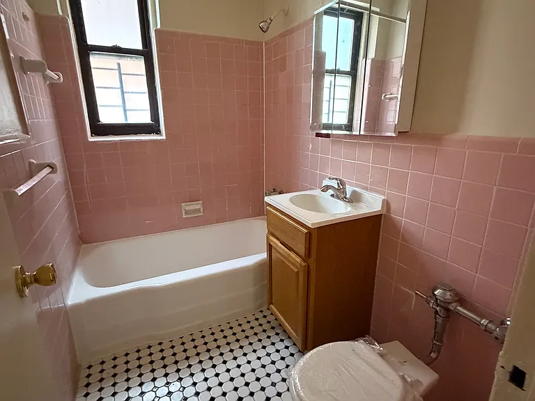 185-01 Hillside Ave #2D — Photo 6