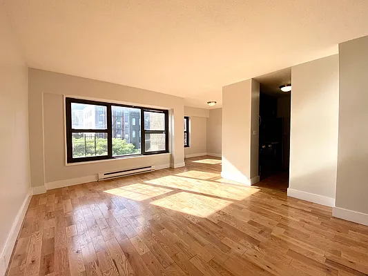 Rented by Bruma Realty LLC | media 7