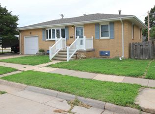 514 E 14th St, Hays, KS 67601
