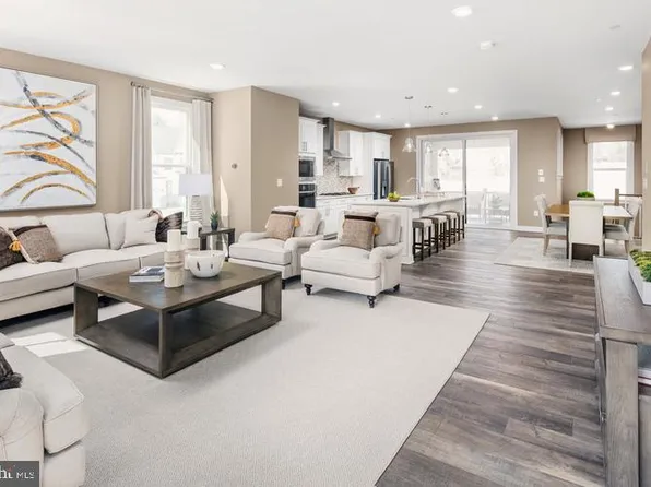 229 Hickory Hollow Ct, Cockeysville, MD 21030