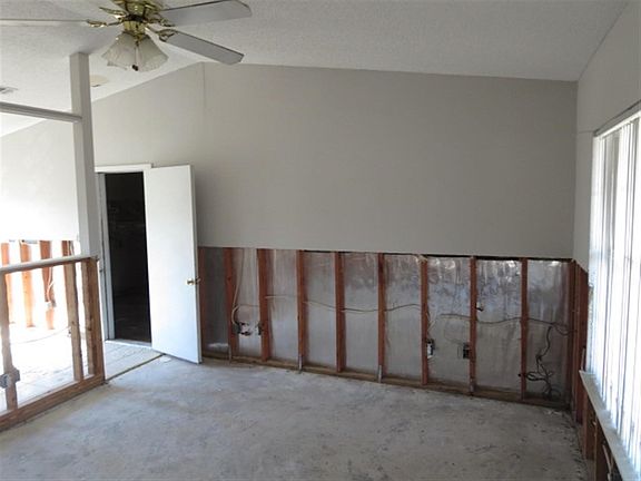 5th image of 2259 Sparrow Ln