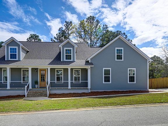 3rd image of 344 Redstone Way