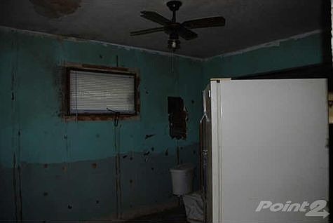 1st image of 915 W Mason St