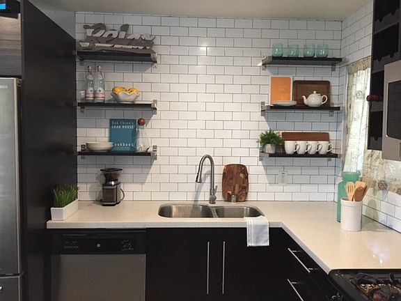 4th image of 1666 Matheson Rd