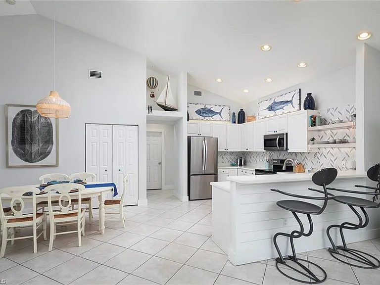 3308 Duchess Dr — Photo 5