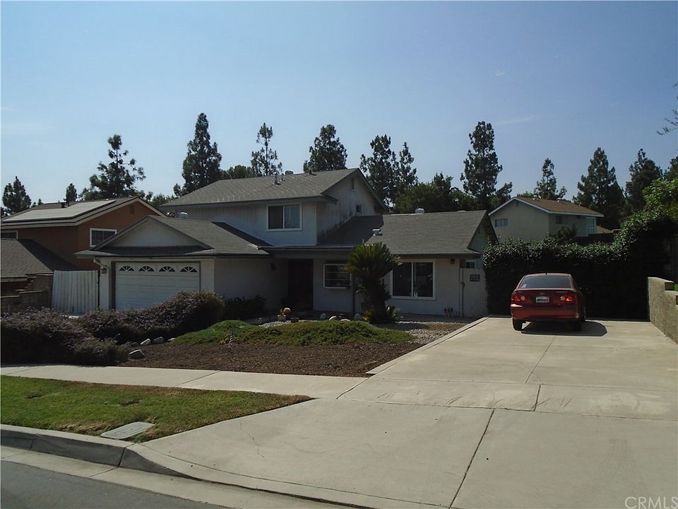 1st image of 15250 Pine Ave
