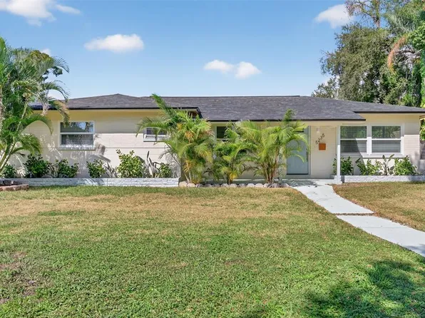 5235 10th Ave N, Saint Petersburg, FL 33710