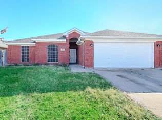 8124 Jolie Dr, Fort Worth, TX 76137