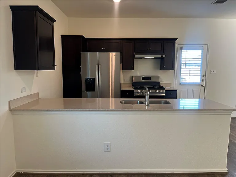 112 High Hill Cv — Photo 6