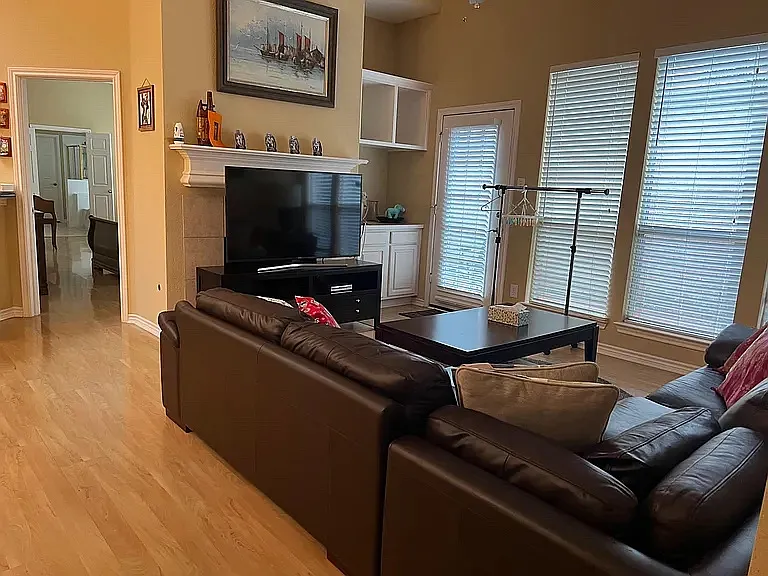 8432 Pipe Stone Dr — Photo 4