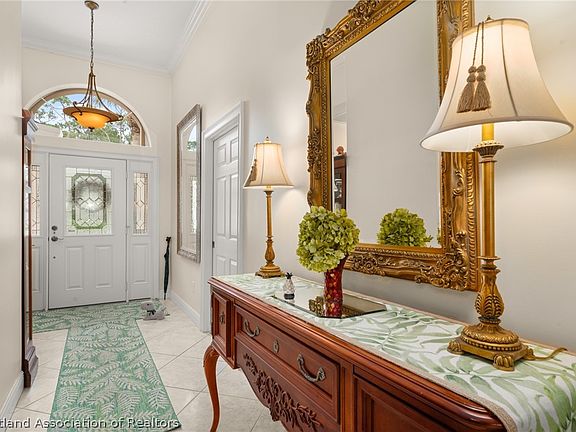 4th image of 5745 Hampton Woods Blvd