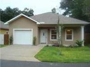 812 Willow St, Destin, FL 32541