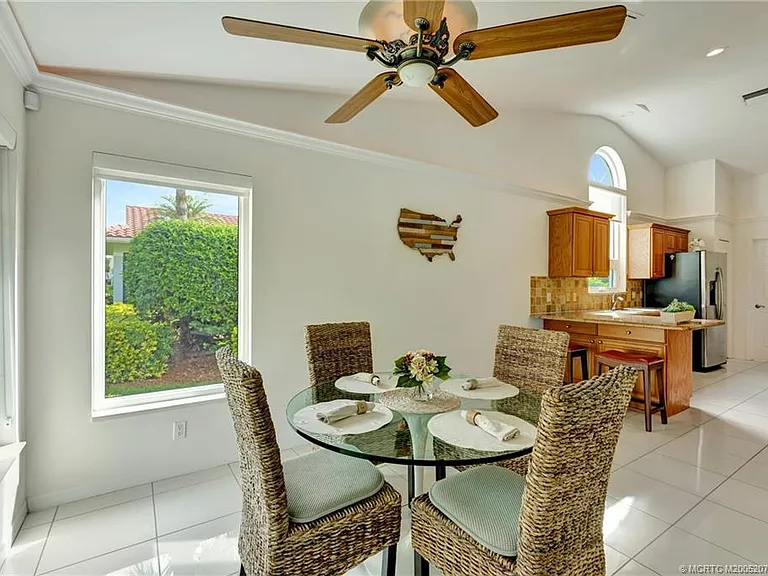 2018 NW Laurel Oak Ln — Photo 18