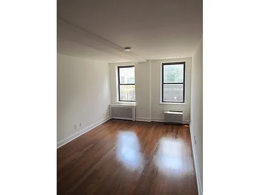 Rented by Mirador Real Estate | media 22