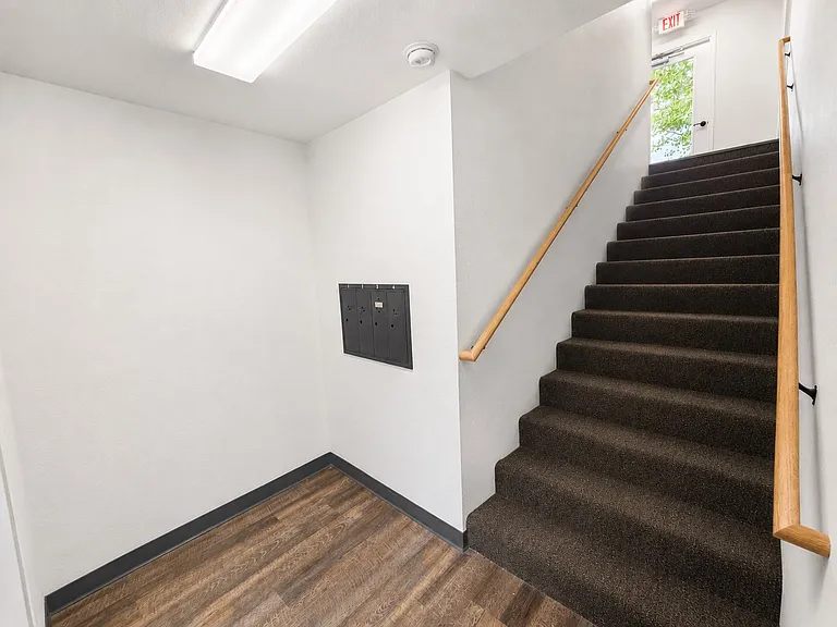 1630 Seminole Ave NW — Photo 12