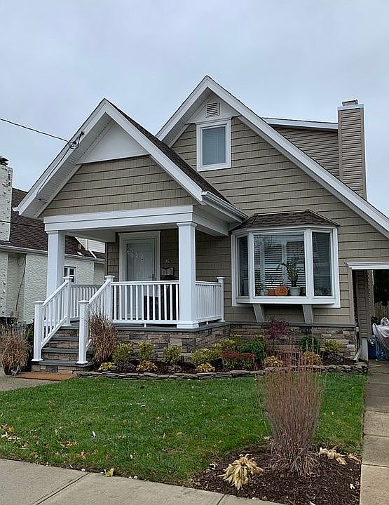 1st image of 40 Beverly Ave