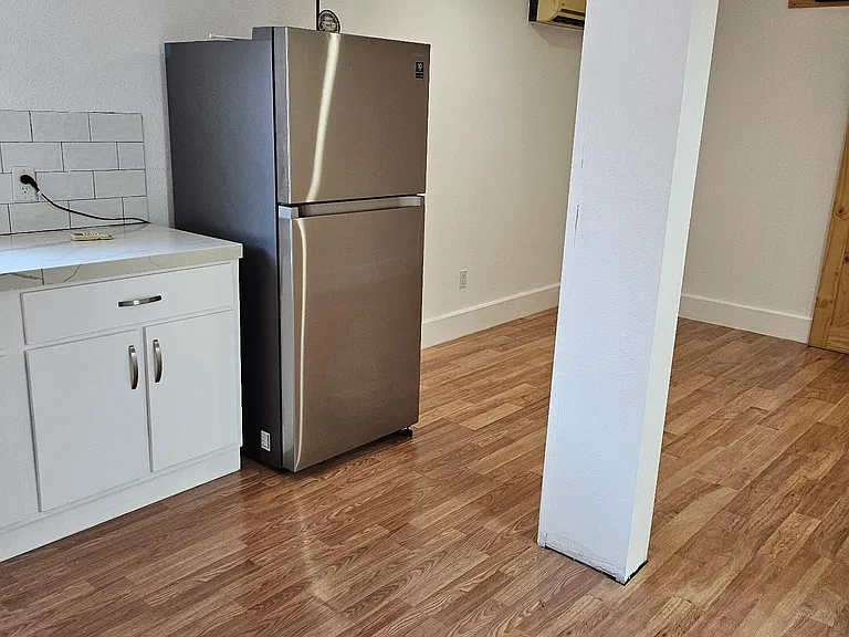 804 Hosea Ct #1 — Photo 7