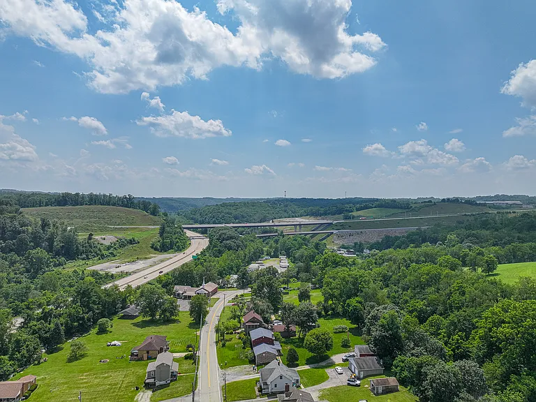734 Millers Run Rd — Photo 21