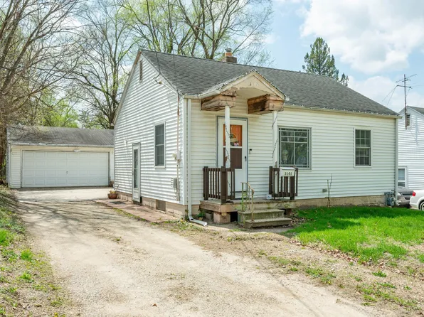 3101 Indianapolis Ave, Des Moines, IA 50317