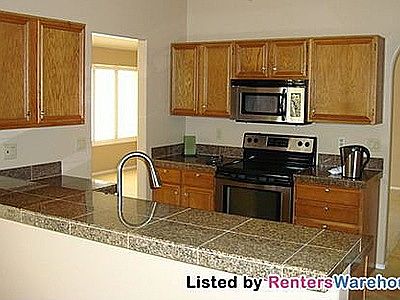 4th image of 4225 E Taro Ln