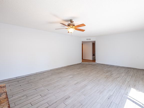 Living Room Image 2