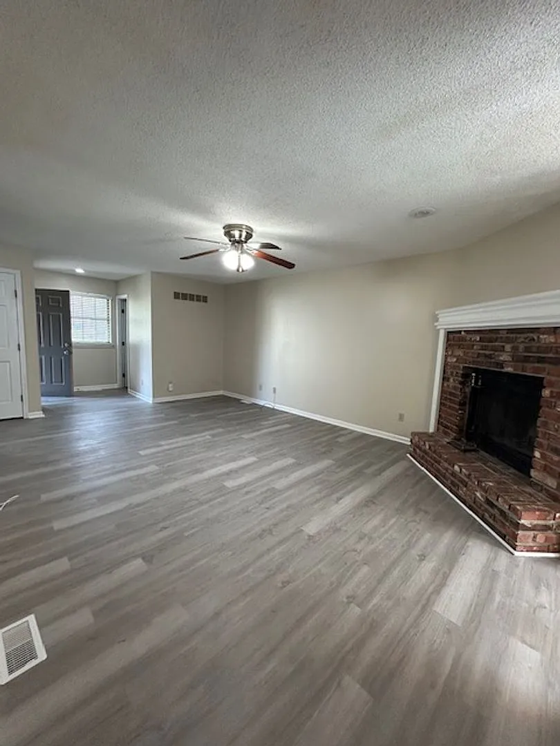Coming Soon! 7037 N Fisk Court Kansas City, MO 64151 — Photo 4