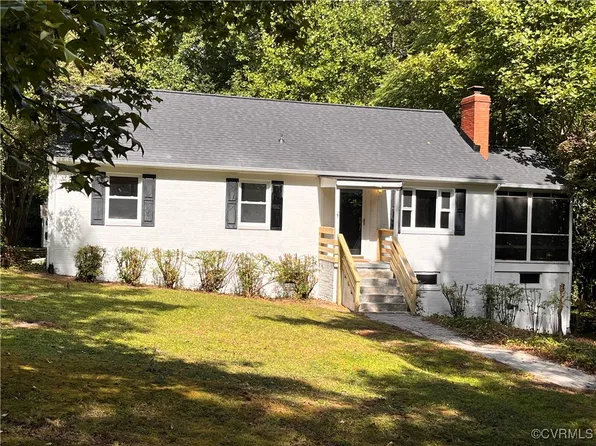 1042 Peck Rd, North Chesterfield, VA 23235