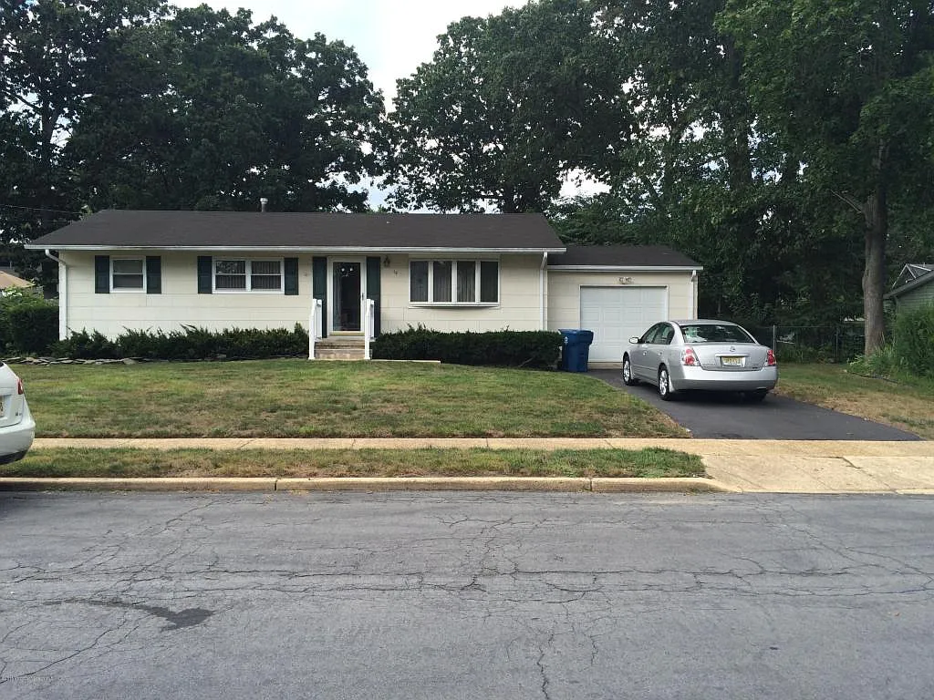 12 Colorado Dr photo 1