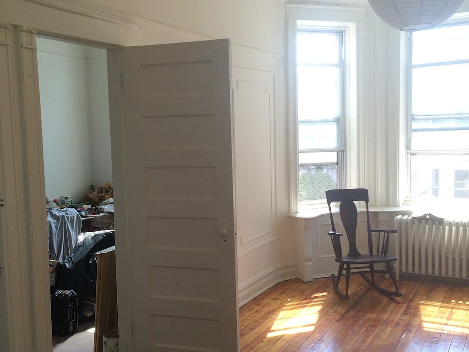 The front rooms (the small room will be empty, of course)